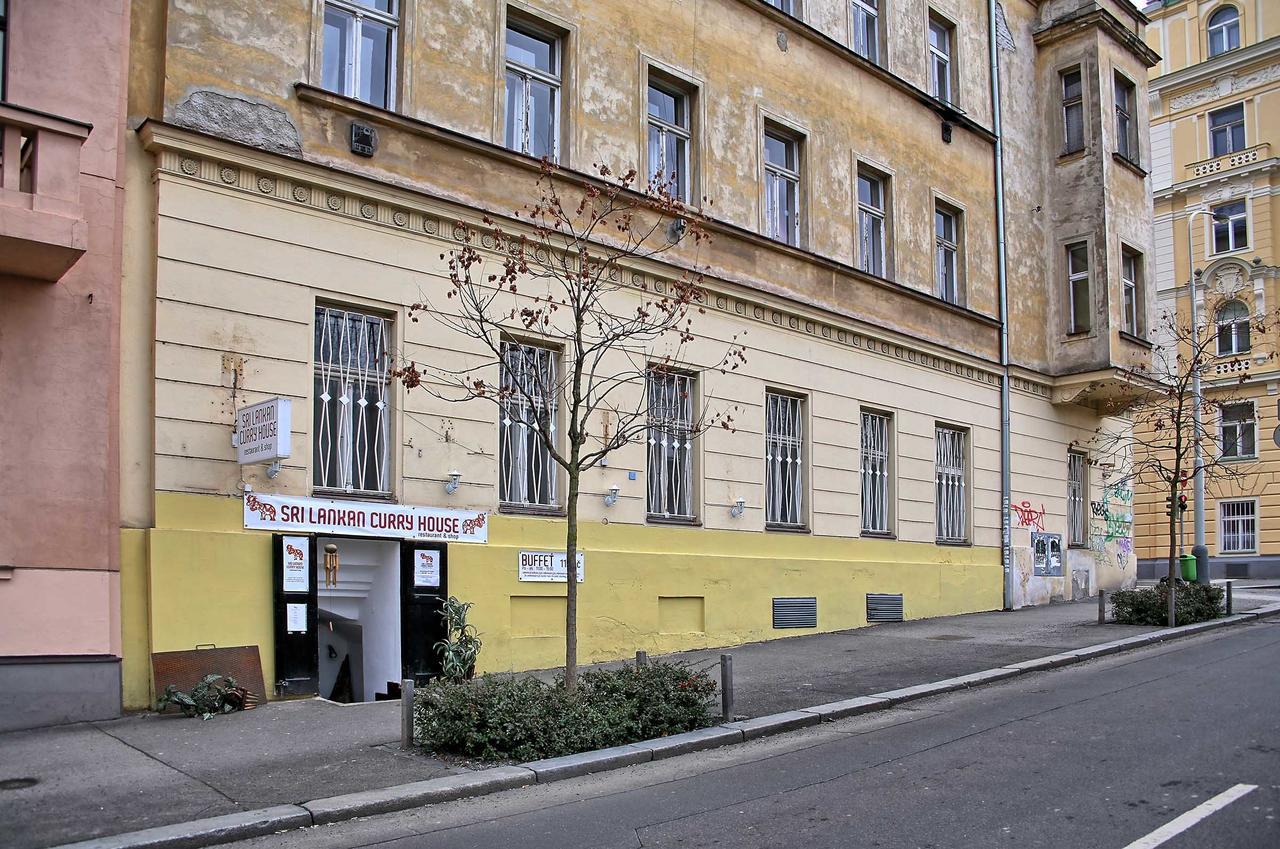 Apartments U Cisare Прага Экстерьер фото