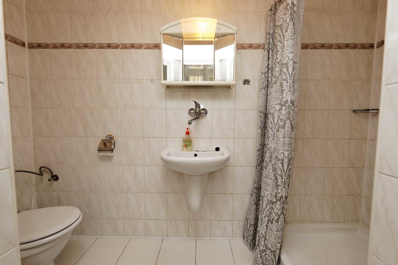 Apartments U Cisare Прага Экстерьер фото