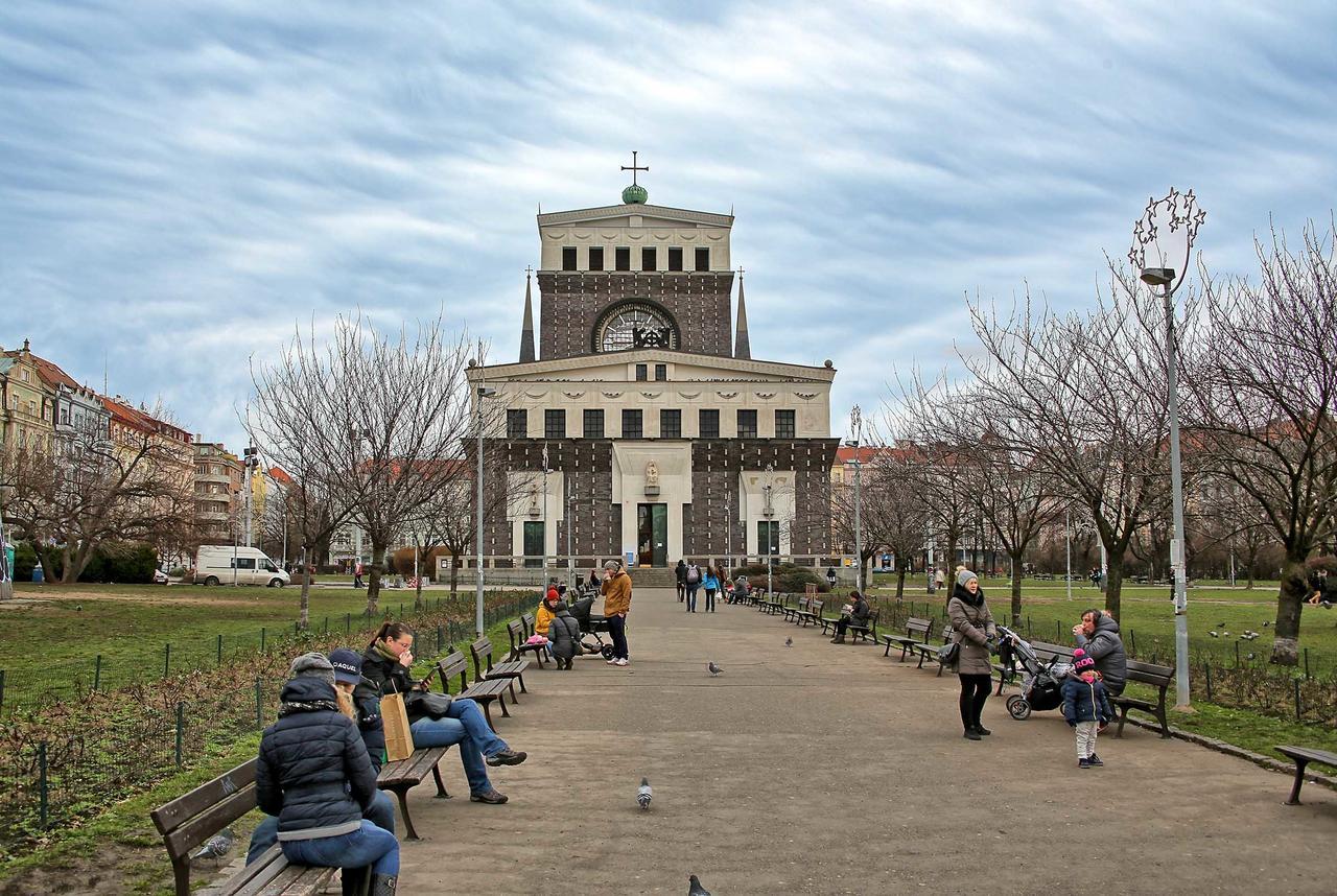 Apartments U Cisare Прага Экстерьер фото