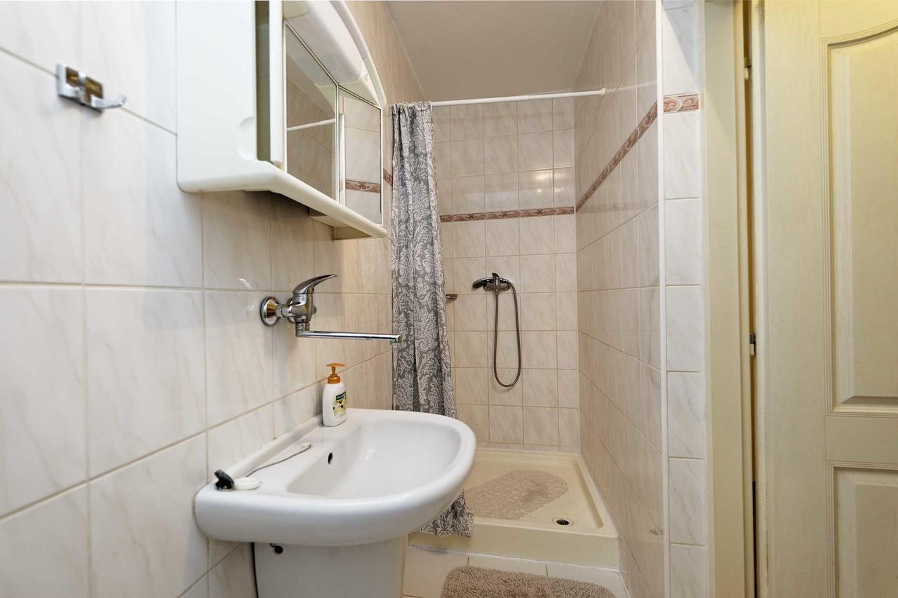 Apartments U Cisare Прага Экстерьер фото