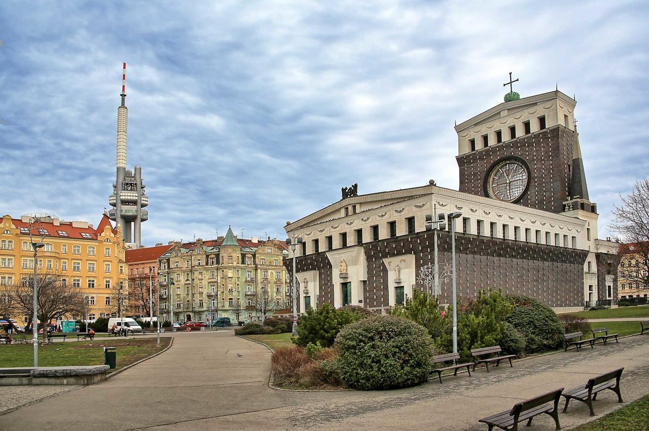 Apartments U Cisare Прага Экстерьер фото